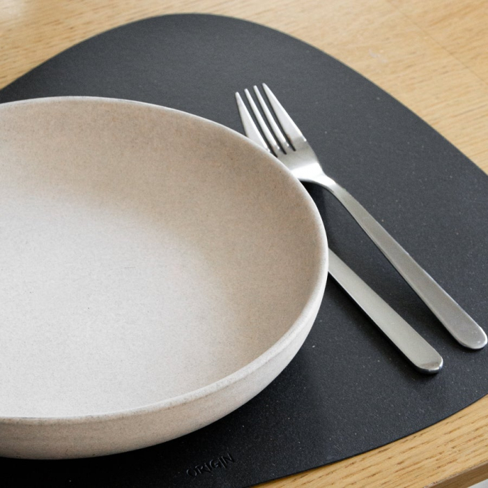 Suport farfurii din piele naturala reciclata, oval, 2buc/set, negru [7]