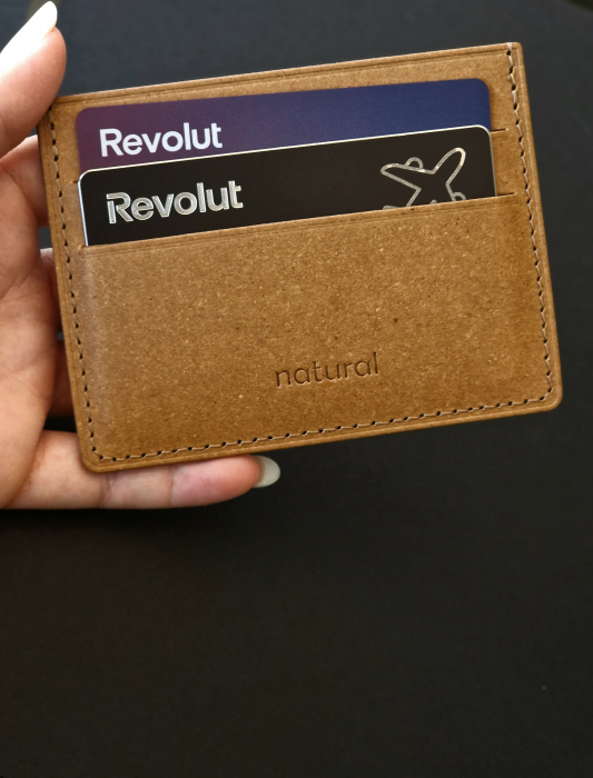 Port card multipocket minimalist, slim, maro, din piele naturala reciclata [2]