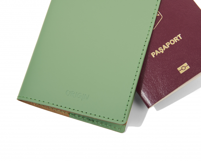 Portofel pasaport din piele naturala reciclata, verde, pictat manual [2]