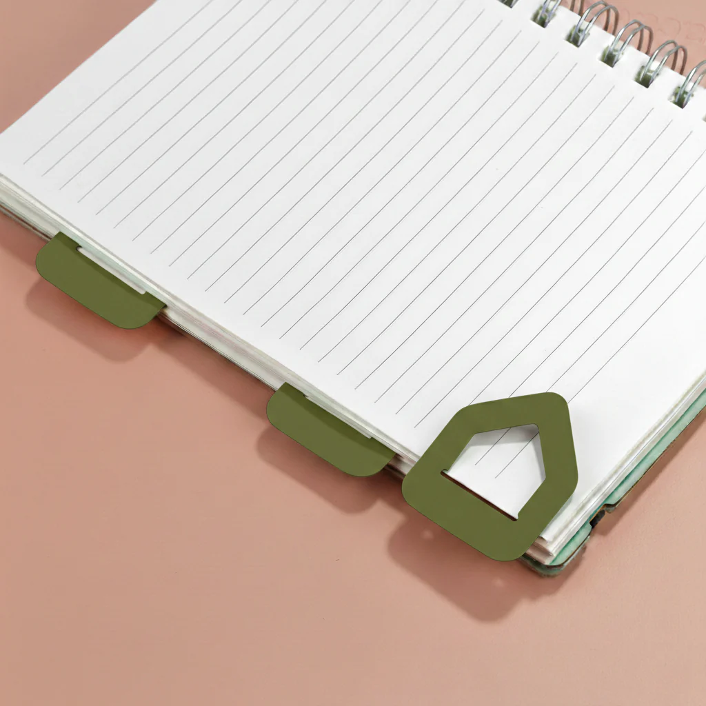 Semn de carte din piele reciclata [2]