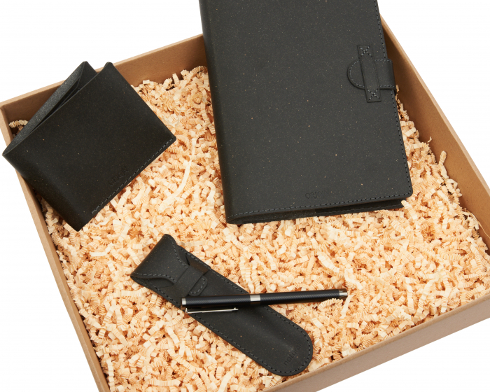 Set elegant negru - agenda cu husa , toc pentru pix, portofel asortat din piele naturala reciclata si pix [2]