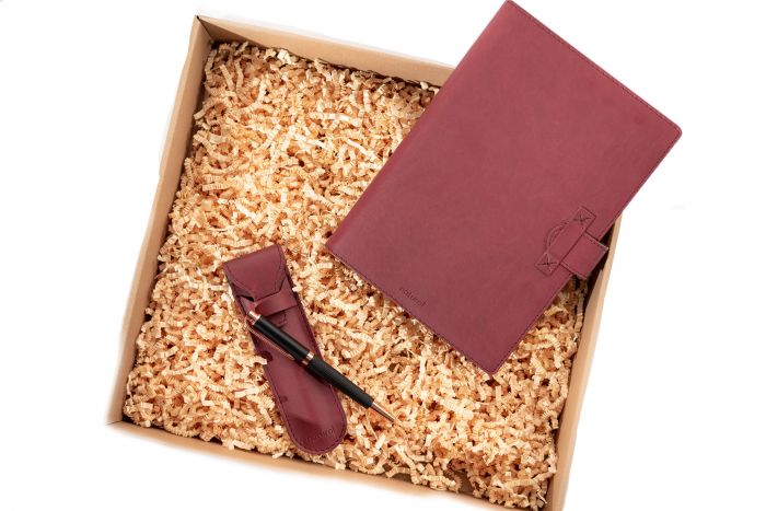 Set elegant magenta - agenda cu husa , toc asortat din PU Biogreen si pix [6]