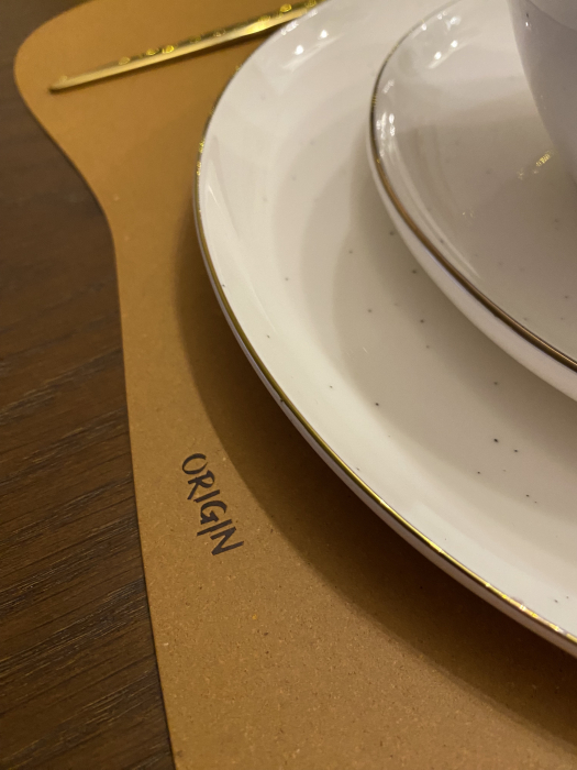 Suport farfurii oval din piele naturala reciclata maro nature [5]