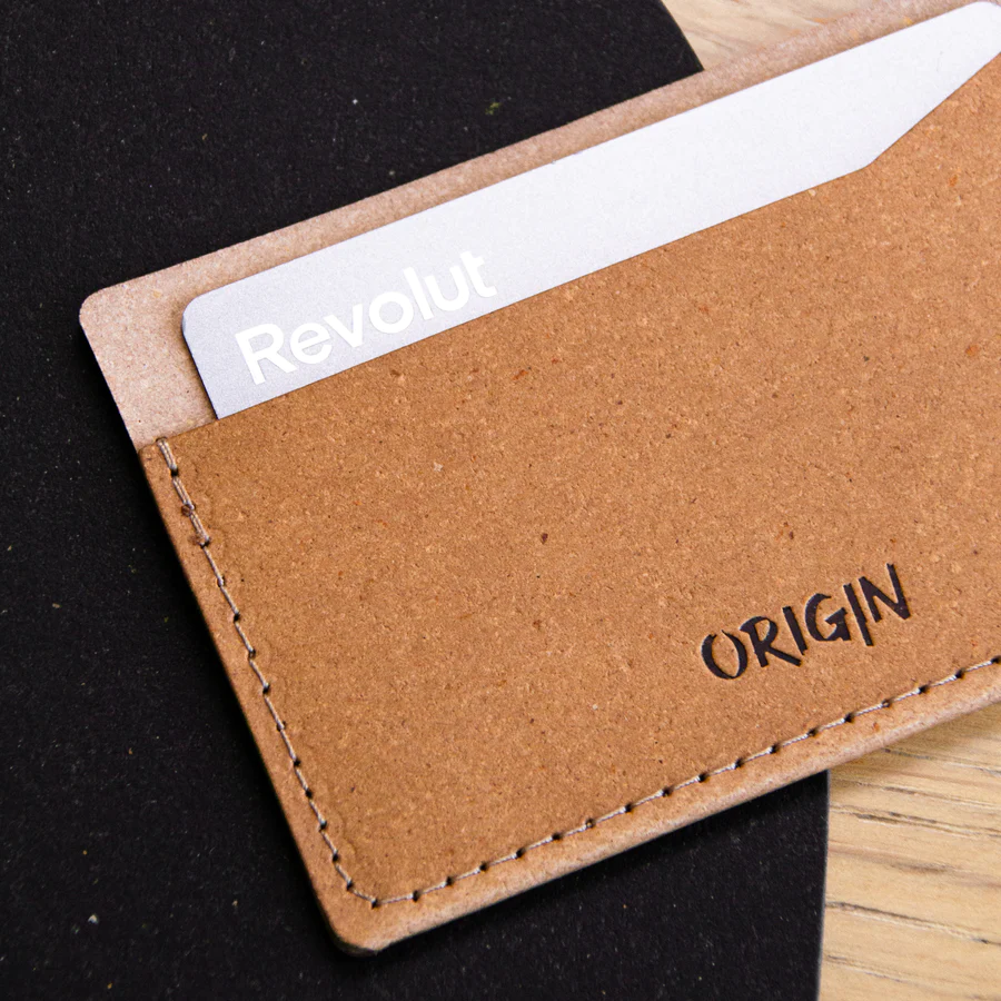 Port Carduri - Card holder din piele naturala reciclata, orizontal, maro nature