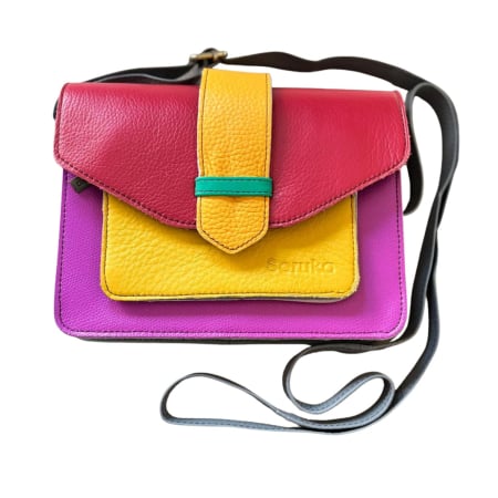 Crossbody - Geantă Soruka din piele reciclată – rosu, galben  & roz fucsia, unicat handmade | Origin & Natural