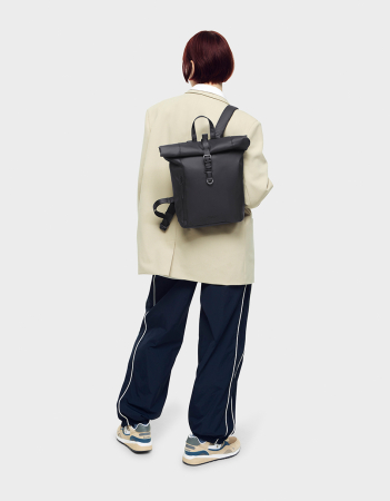 Rucsac impermeabil mini negru [8]