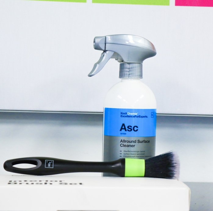 Koch Chemie Interior Brush Green - Perie Profesională pentru Curățarea Interiorului Auto [2]