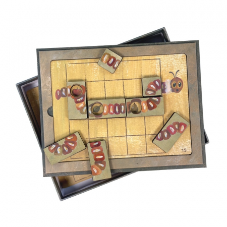 Jucării și activități pentru călătorii - Joc magnetic Caterpillar, Egmont Toys