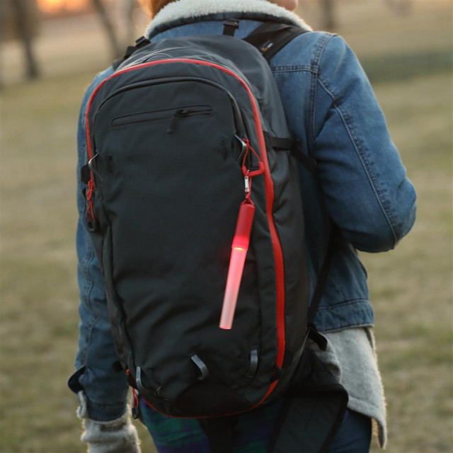 Bat luminos cu LED Coghlans Lightstick rosu [4]