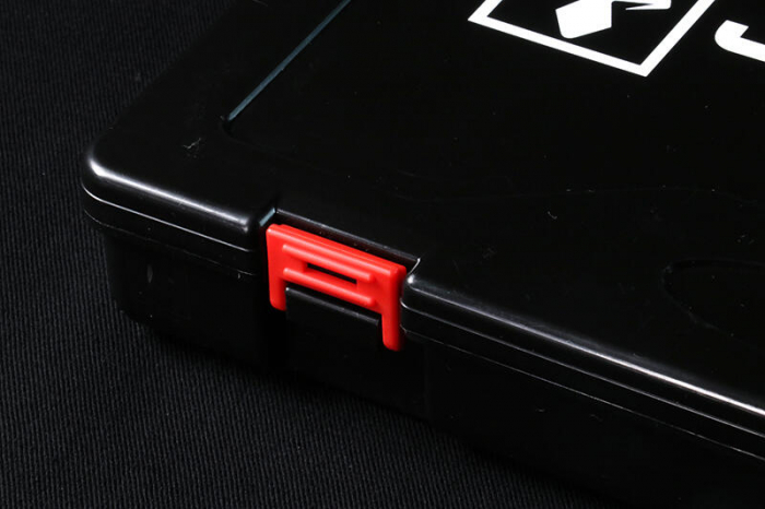 CUTIE JACKALL 2800D TACKLE M BLACK [2]