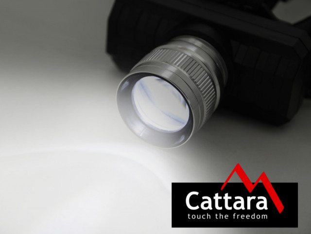Lanterna frontala reincarcabila Cattara Scorpion XPE Zoom [7]