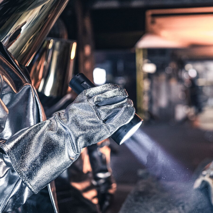 Lanterna Led Lenser P18R reincarcabila [5]