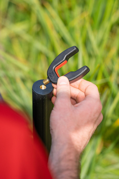 LOCAS U DAIWA NZON PENTRU LANSETE [4]