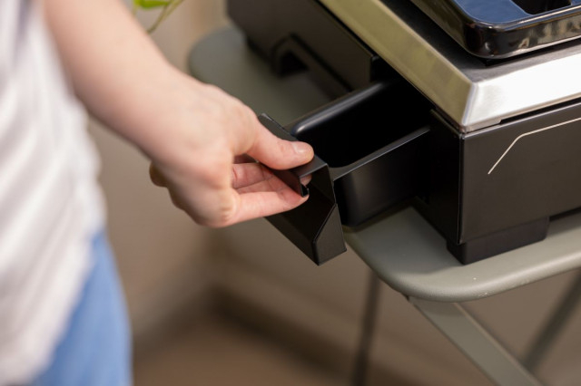 Plancha electrica Campingaz Electric 1XD, fonta emailata, curatare usoara, husa inclusa [6]