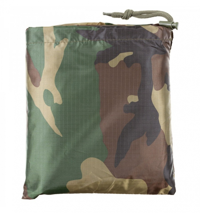 Poncho impermeabil rip stop camuflaj woodland MFH, cu husa transport [3]