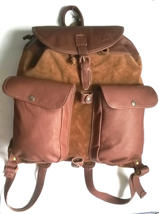 RUCSAC PIELE 2 BUZUNARE EXT.. [2]