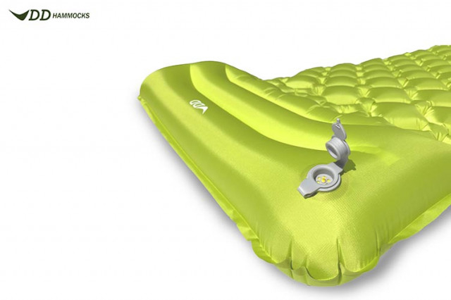 Saltea superlight DD Hammocks inflatable mat [4]