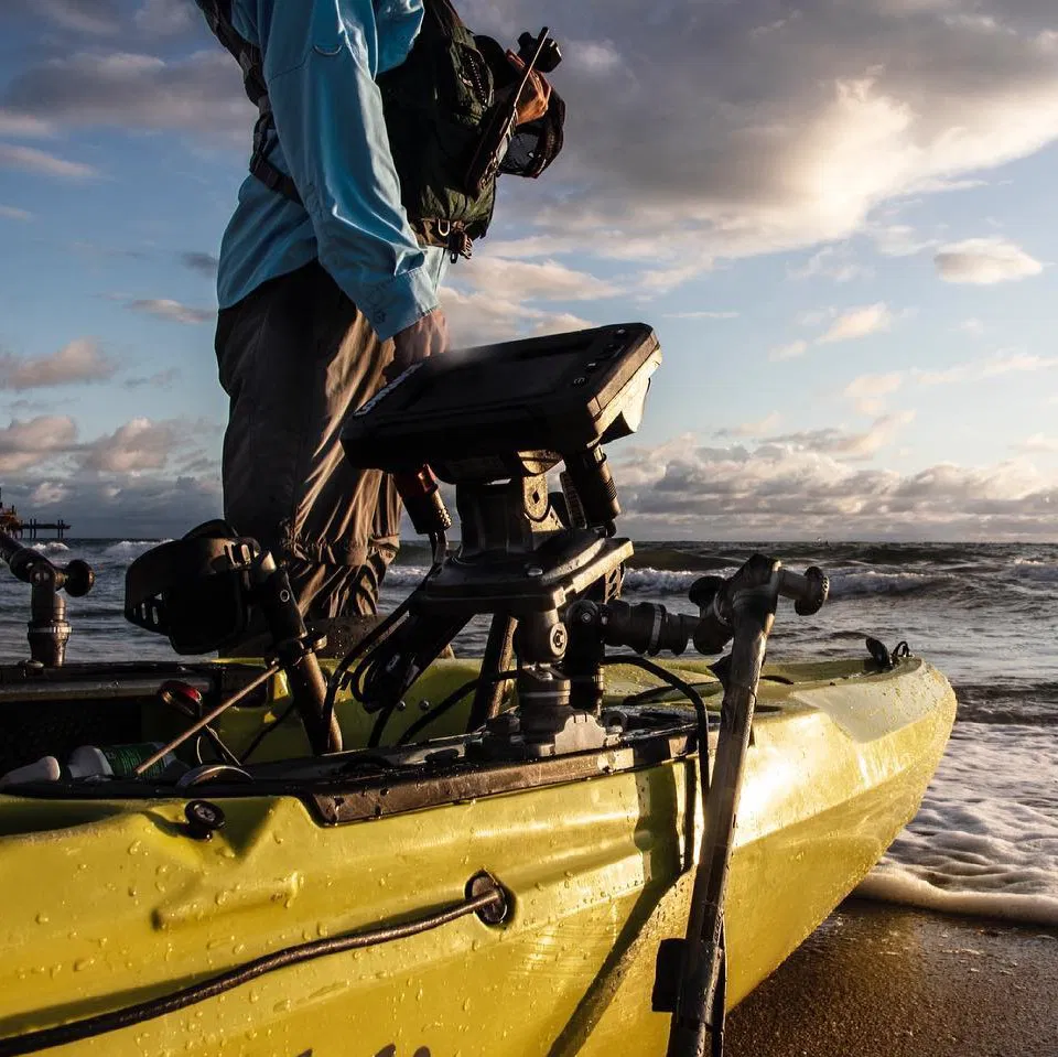 Suport pentru montare sonar Railblaza R-LOCK S 102 x 102 mm [5]