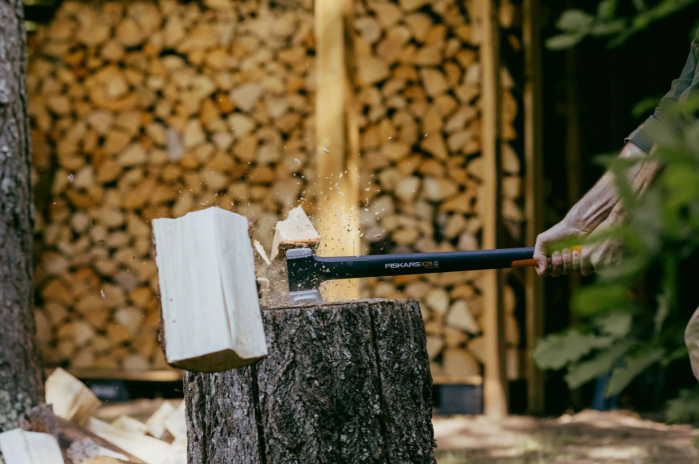 Topor pentru despicat Fiskars X28, lama M [2]