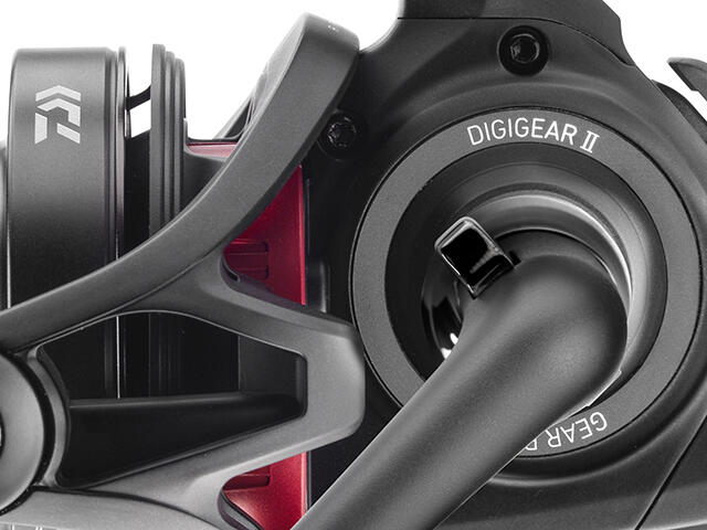 MULINETA DAIWA WHISKER 25QDA 7RUL/300MX035/4,7:1 [2]