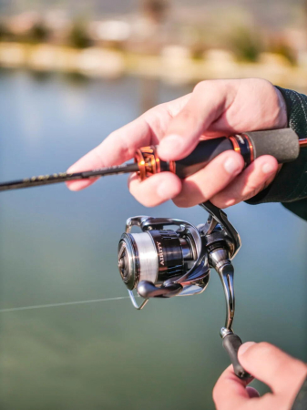 Mulineta Daiwa 23 Airity ST SF 2000SSP [2]