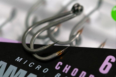 Carlige crap - CARLIGE KORDA KAMAKURA CHODDY MICROBARBED NR.8, 10 BUC / PLIC