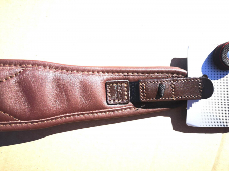 CUREA DIN PIELE PENTRU ARMA SAKO [2]