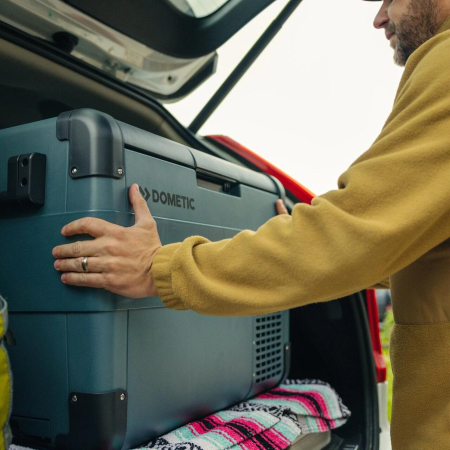 Frigider auto cu compresor Dometic CFX2 57, 12/24/220V, 57 litri [9]