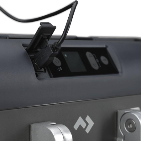 Frigider auto cu compresor si masina de gheata Dometic CFX5 55IM, 12/24/220V, 55 litri [3]