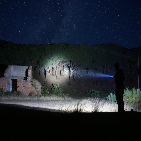 Lanterna Fenix TK05R, reincarcabila, 1000 lumeni, USB-C, IP68 [1]