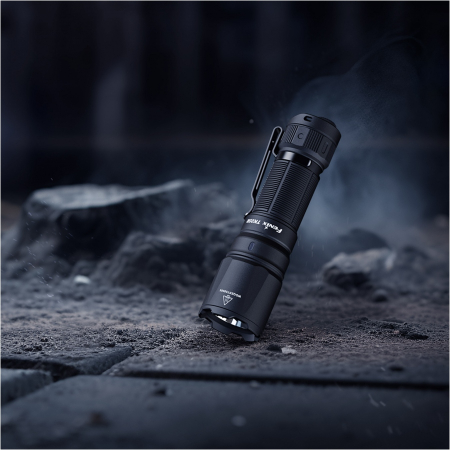 Lanterna Fenix TK05R, reincarcabila, 1000 lumeni, USB-C, IP68 [4]