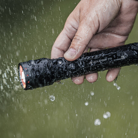 Lanterna Ledlenser P7R reincarcabila [1]