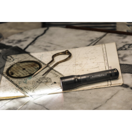 Lanterna Ledlenser P7R reincarcabila [3]