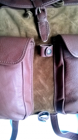 RUCSAC PIELE 2 BUZUNARE EXT.. [3]