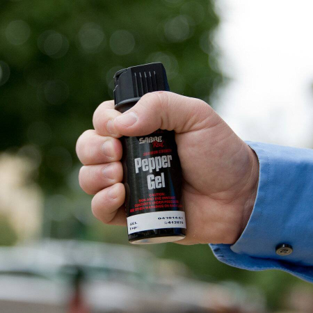 Spray autoaparare cu piper gel Sabre 50 g cu suport inclus [4]