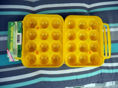 Suport pentru 12 oua Coghlans [2]