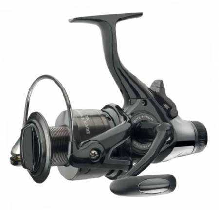 Mulinete crap - MULINETA DAIWA BLACK WIDOW BR 5000A 3RUL/230X040/4,6:1