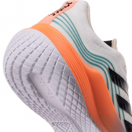 Adidas Novaflight Primegreen [3]