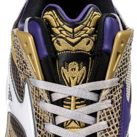 Mizuno Mondo Control King Kobra II [1]