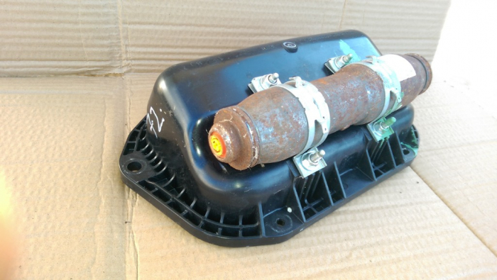 Airbag pasager pentru Opel Insignia A, cod 13222957 [1]