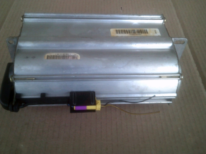 Airbag pasager pentru Volkswagen Golf 4, an de fabricatie 1997-2006, cod 1J0880204B [2]