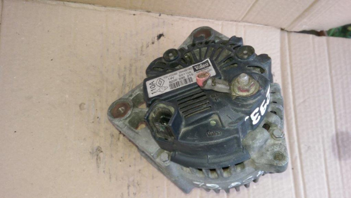 Alternator pentru Renault Trafic I, motorizare 1.9 diesel, cod 8200290215 [4]