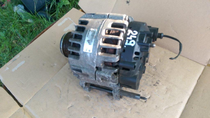 Alternator pentru Volkswagen Golf 5, cod C607703A   ,   TG14C026 [3]