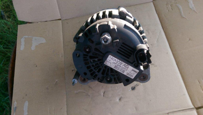 Alternator pentru Volkswagen Golf 5, motorizare 2.0 diesel, cod 06F903023C   ,   TG14C011 [2]