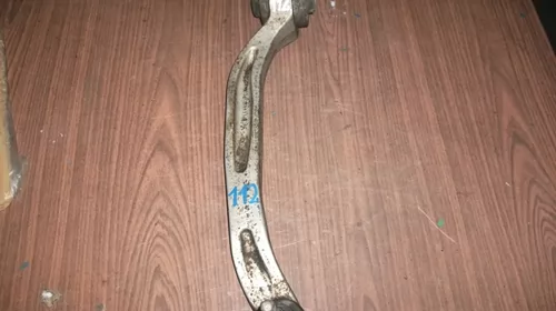 Brat Fata Stanga pentru Audi A6C6 , cod 4F0407693G [1]