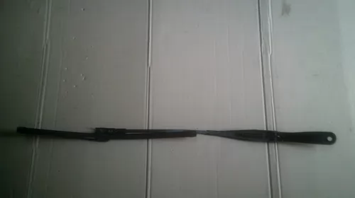 Brat stergator Fata Dreapta pentru Opel Astra H, cod 13111220 [2]