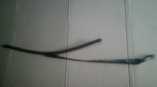 Brat stergator Fata Dreapta pentru Opel Zafira B, cod 13145564 [1]