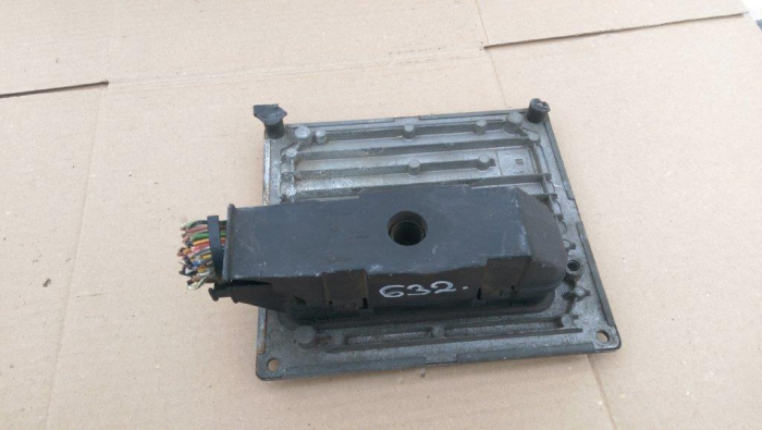 Calculator motor pentru Ford Fiesta 4, motorizare 1.3 benzina, cod 3S61-12A650-CB   ,   S118107004D [3]