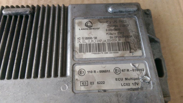 Calculator motor pentru Opel Agila , motorizare 1.2 benzina, cod 616645000   ,   E3110R-006011 [2]