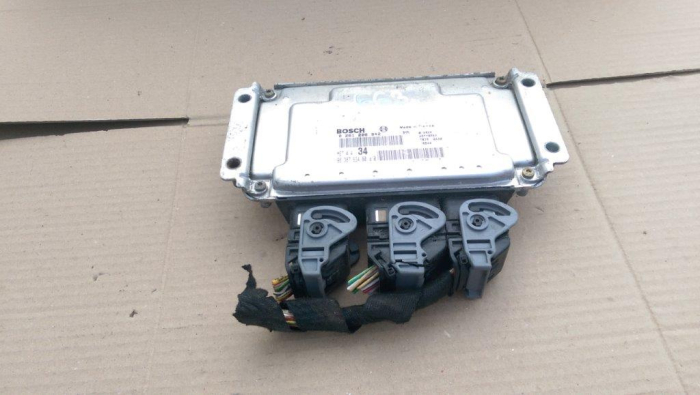 Calculator motor pentru Peugeot 206 , motorizare 1.1 benzina, cod 9645989480   ,   9655756880 [1]
